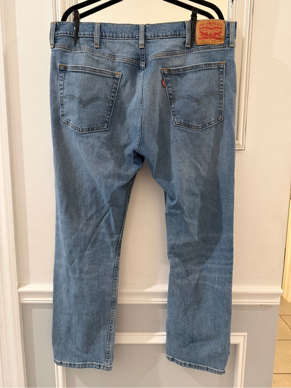 Levi’s 513 Straight Leg Jeans 38x30 - Picture 3 of 4